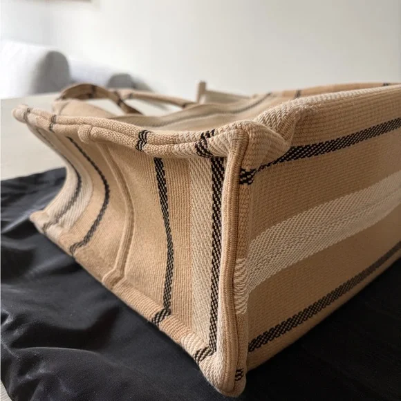 CELINE Jacquard Striped Large Cabas Thais - Picture 8 of 8